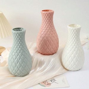 European Style Creative Pineapple Pattern Flower Vase, With Imitation Porcelain Enamel Surface, Simple And Durable Plastic Pineapple Shape, Lightweight Illustration For Living Room, Bedroom Decoration, Wedding, Party Decoration, Office Desktop Ornaments