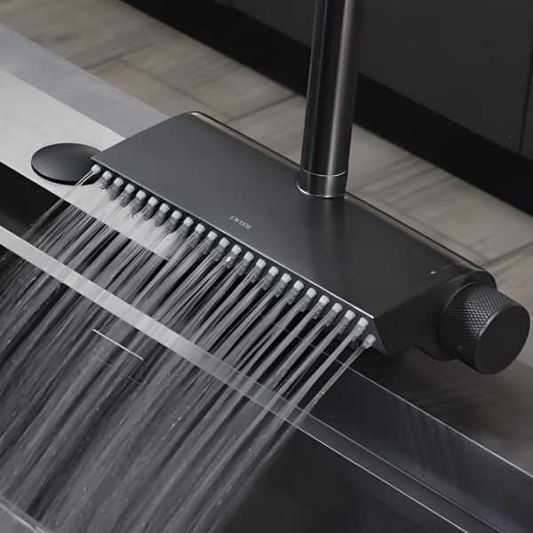 Contemporary Black Brass Waterfall Kitchen Faucet with Pull-Out Sprayer - 图片 2